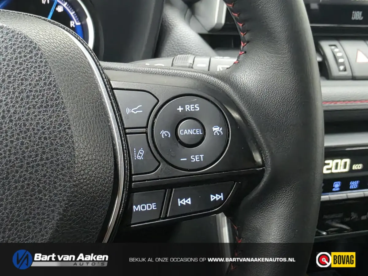 2.5 Plug-in Hybrid AWD Bi-Tone Plus PHEV
