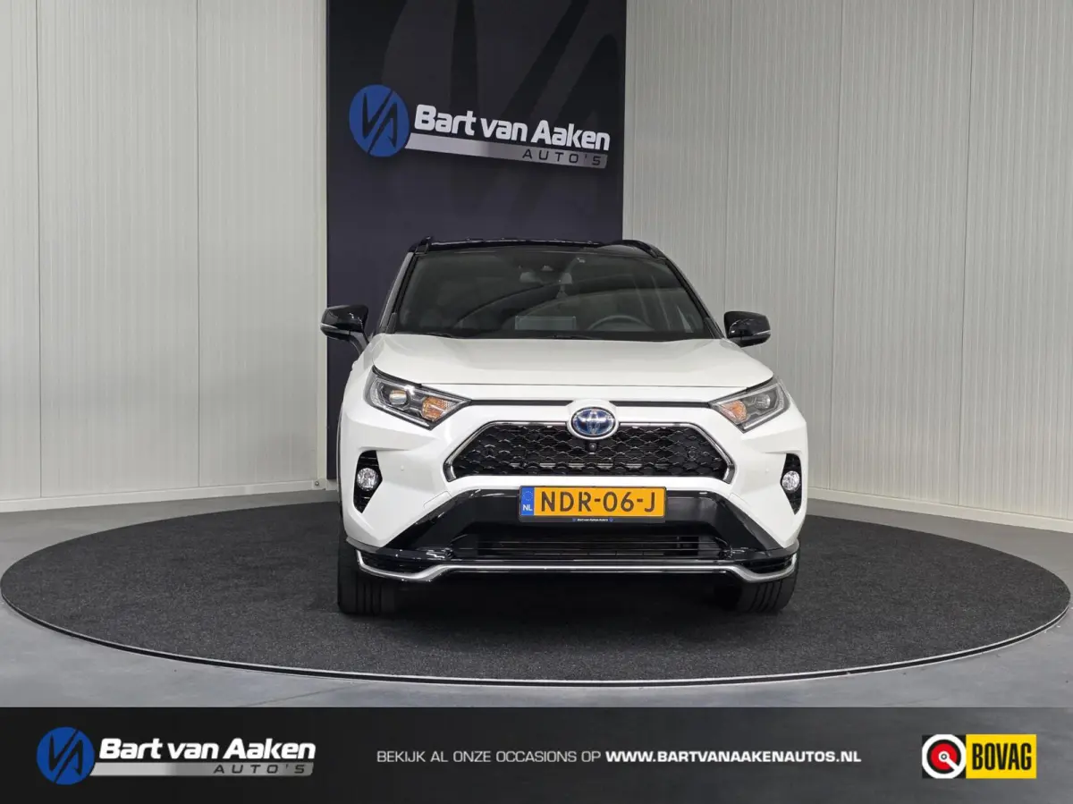 2.5 Plug-in Hybrid AWD Bi-Tone Plus PHEV