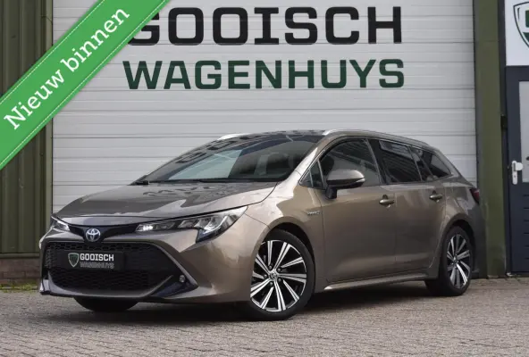 1.8 Hybrid Business Plus | Carplay | Stoelverwarming | Camera |