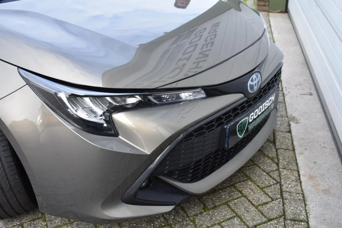 1.8 Hybrid Business Plus | Carplay | Stoelverwarming | Camera |