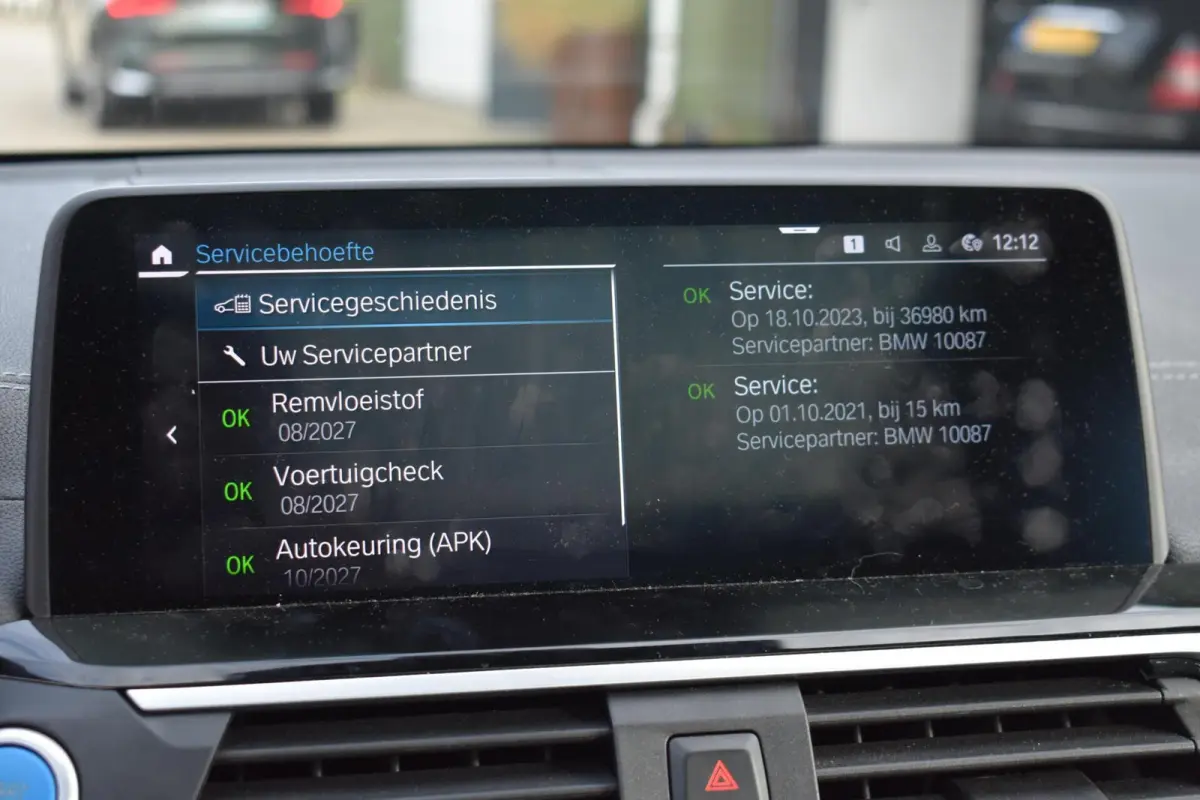 High Executive 80 kWh | Pano | Leder | 98% SOH | Head-up display |