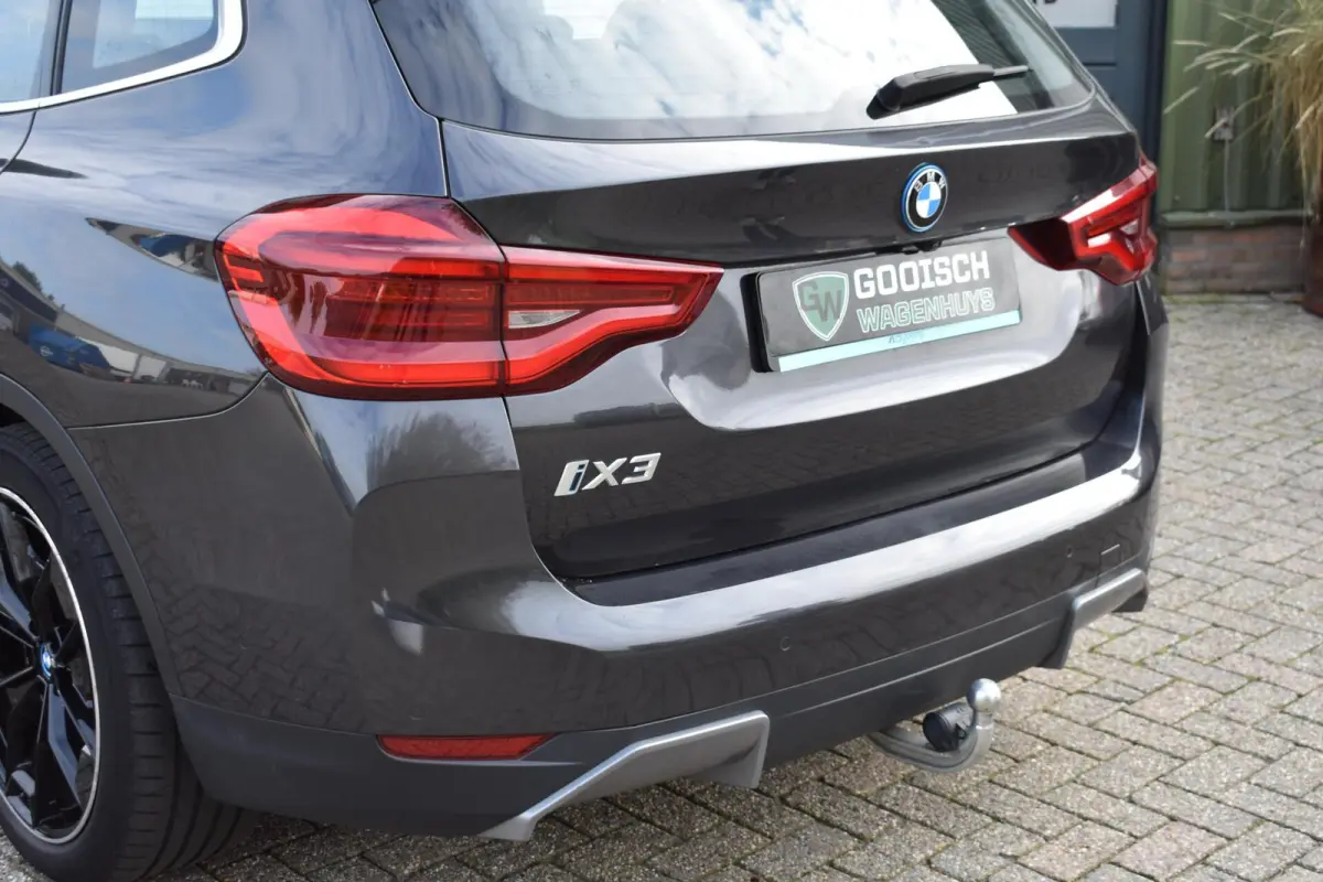 High Executive 80 kWh | Pano | Leder | 98% SOH | Head-up display |