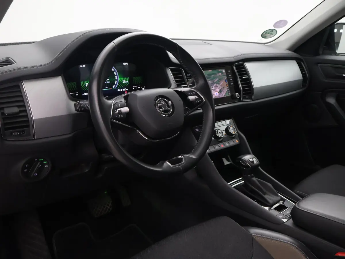 1.5 TSI DSG AUT. 7-PERSOONS + WEGK. TREKHAAK | CAMERA | APPLE CARPLAY