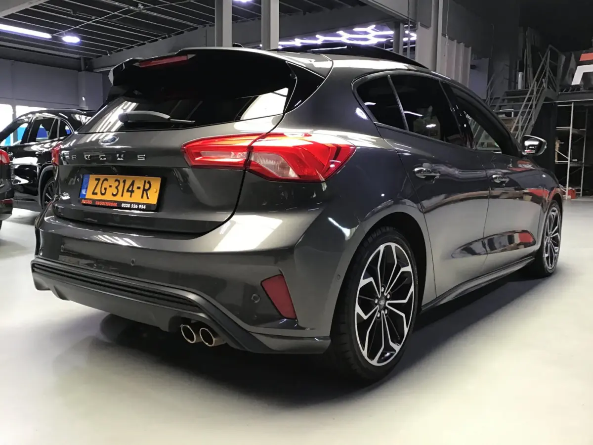1.5 EcoBoost ST Line Busines I Panodak I 2e Eigen I 150PK I Carplay I B&O I Camera I 18inch I HalfLeder I Navi I Keyles