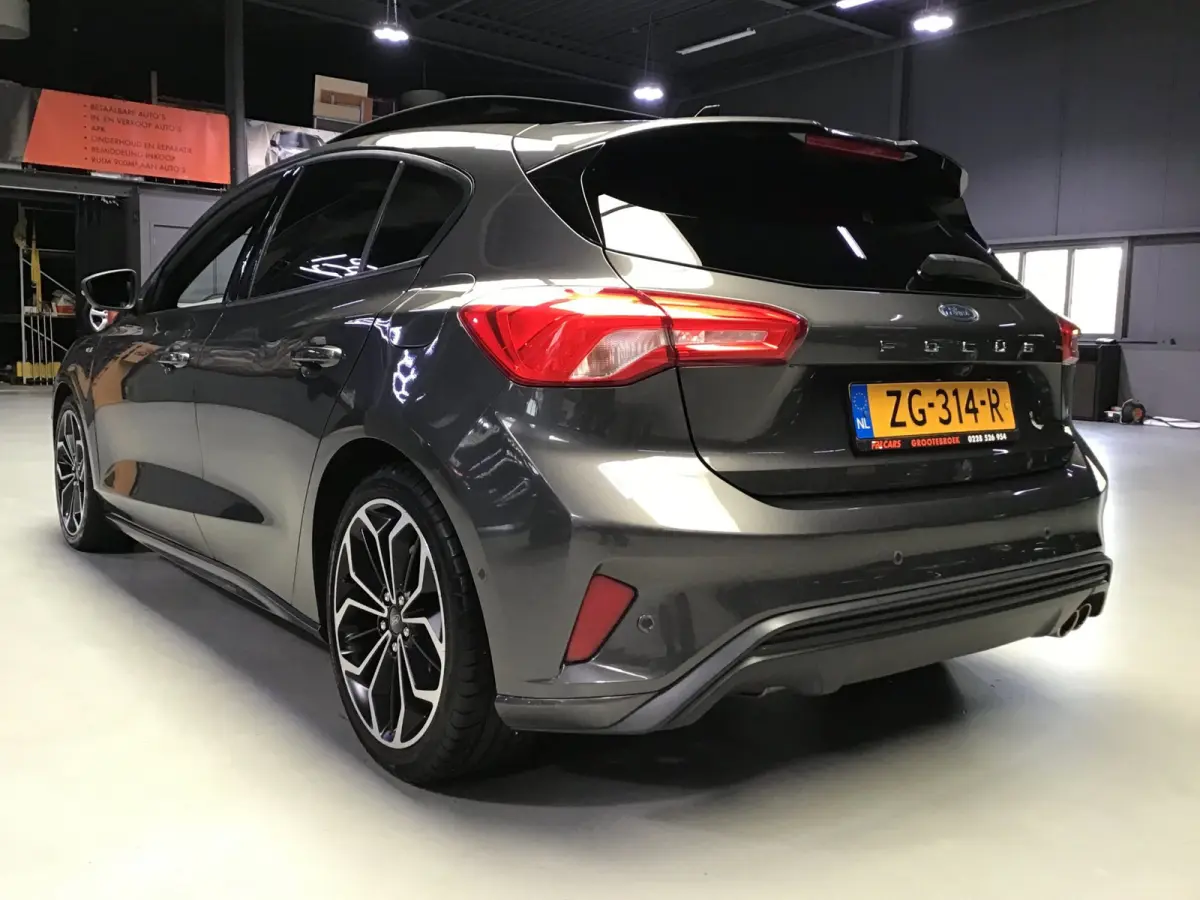 1.5 EcoBoost ST Line Busines I Panodak I 2e Eigen I 150PK I Carplay I B&O I Camera I 18inch I HalfLeder I Navi I Keyles