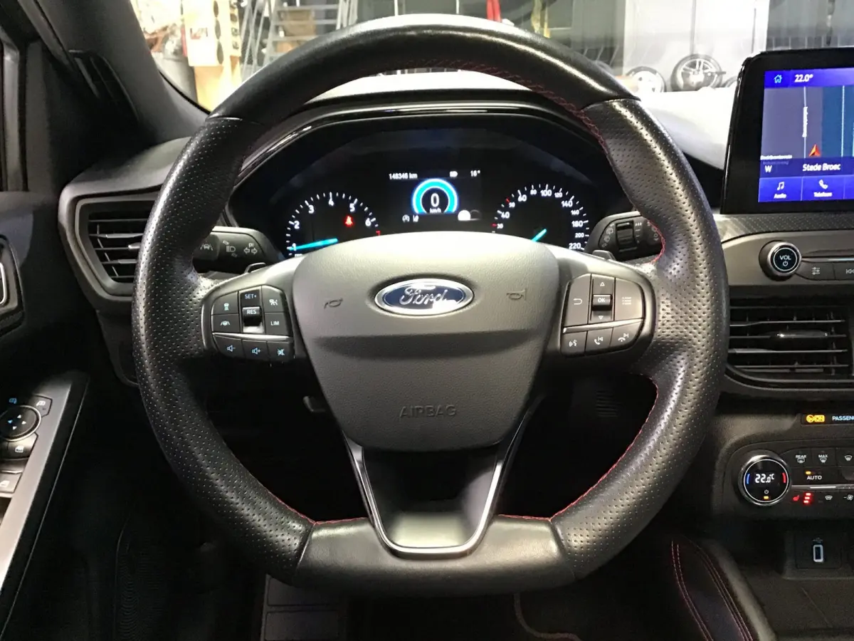 1.5 EcoBoost ST Line Busines I Panodak I 2e Eigen I 150PK I Carplay I B&O I Camera I 18inch I HalfLeder I Navi I Keyles