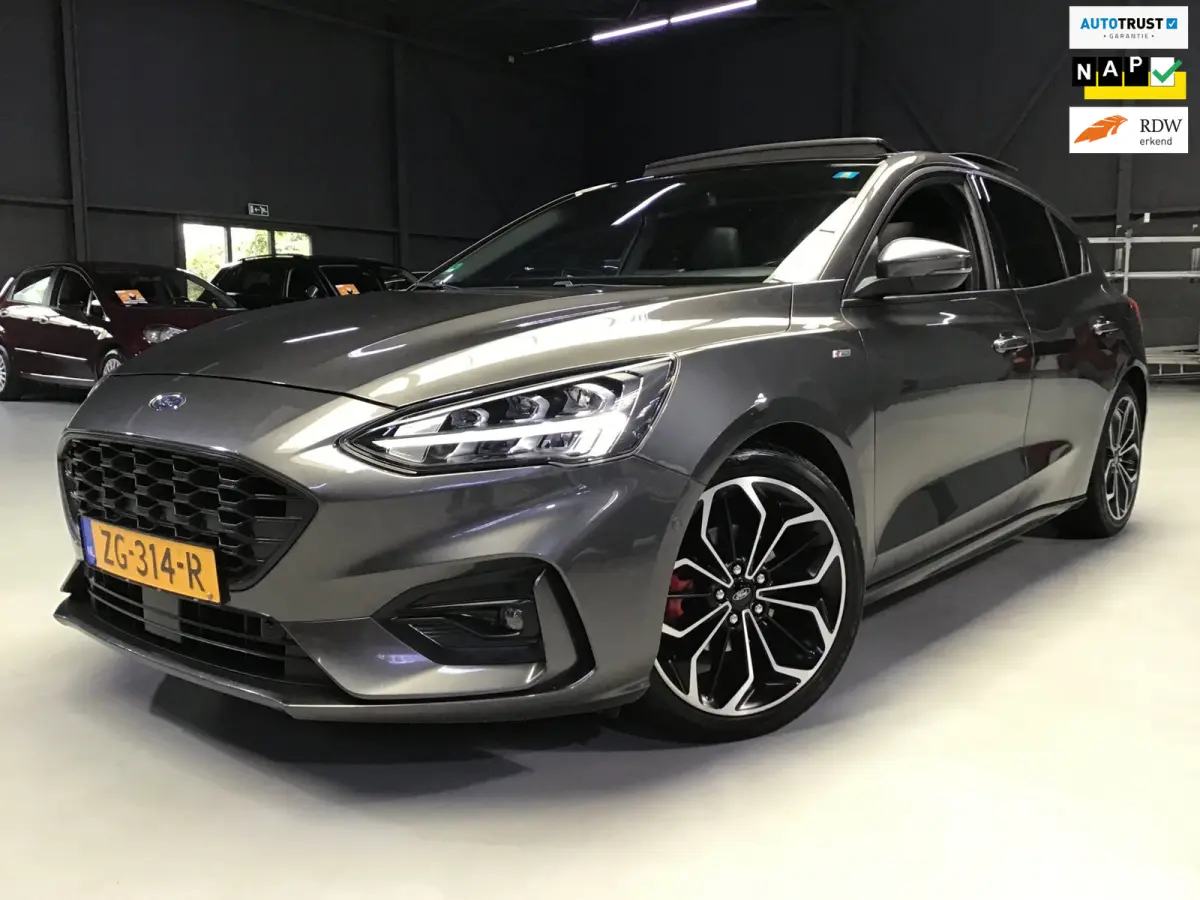 1.5 EcoBoost ST Line Busines I Panodak I 2e Eigen I 150PK I Carplay I B&O I Camera I 18inch I HalfLeder I Navi I Keyles