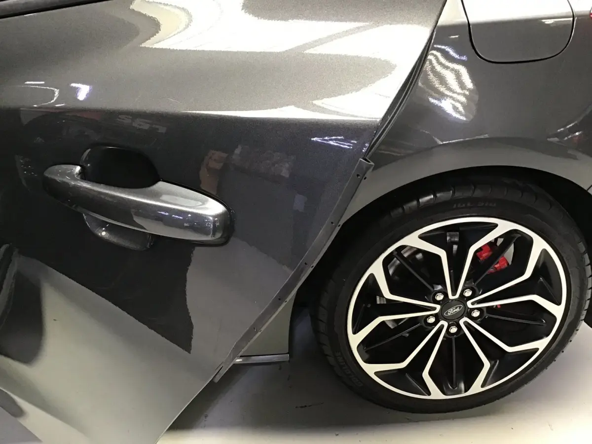 1.5 EcoBoost ST Line Busines I Panodak I 2e Eigen I 150PK I Carplay I B&O I Camera I 18inch I HalfLeder I Navi I Keyles