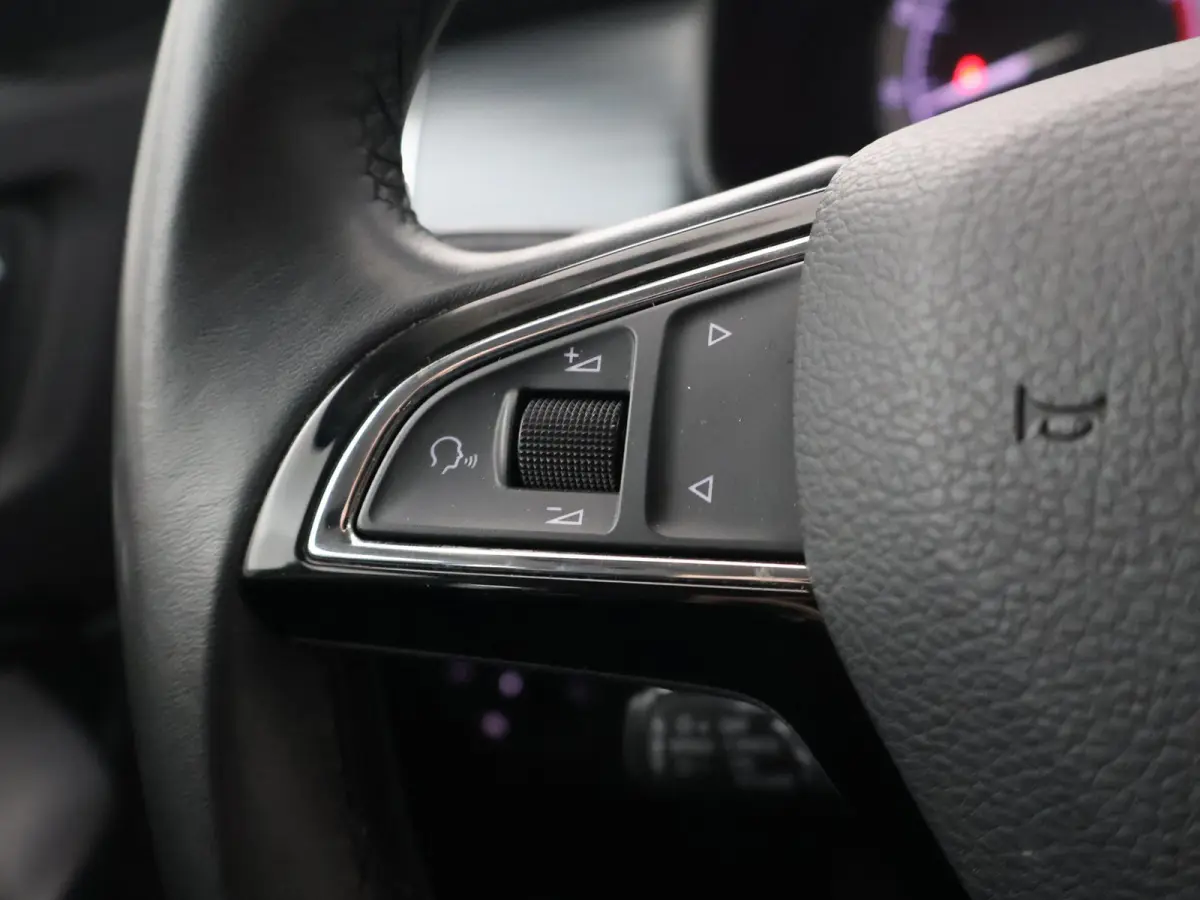 1.5 TSI DSG LIMITED + CANTON AUDIO | TREKHAAK | ADAPTIVE CRUISE | STOELVERW. | CAMERA | CARPLAY