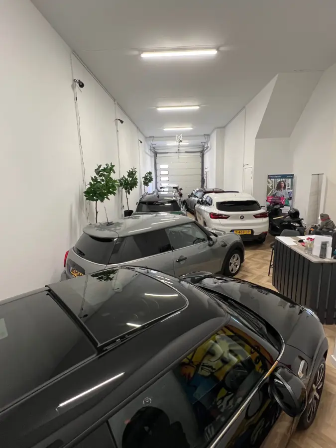 La Prima 42 kWh Automaat Cabriolet | Incl BTW | 120 PK | Apple CarPlay | Achteruitrijd Camera | Navigatie | 17" LM Velgen | Leder Int | LED | 1e Eigenaar!