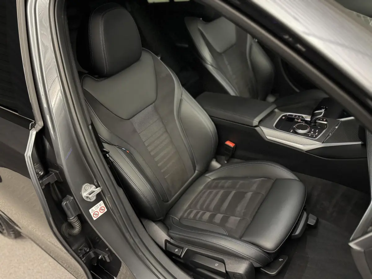 330e M Sport/ Laser/ Pano/ 360°/ Trekhaak/ HUD