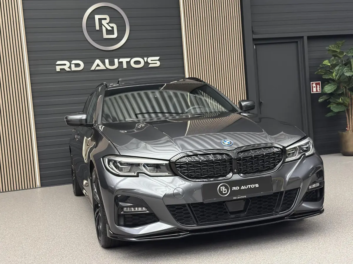 330e M Sport/ Laser/ Pano/ 360°/ Trekhaak/ HUD