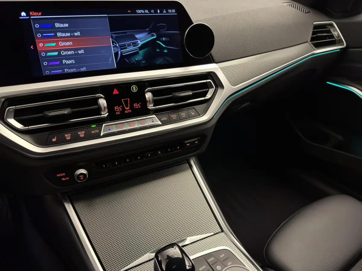 330e M Sport/ Laser/ Pano/ 360°/ Trekhaak/ HUD