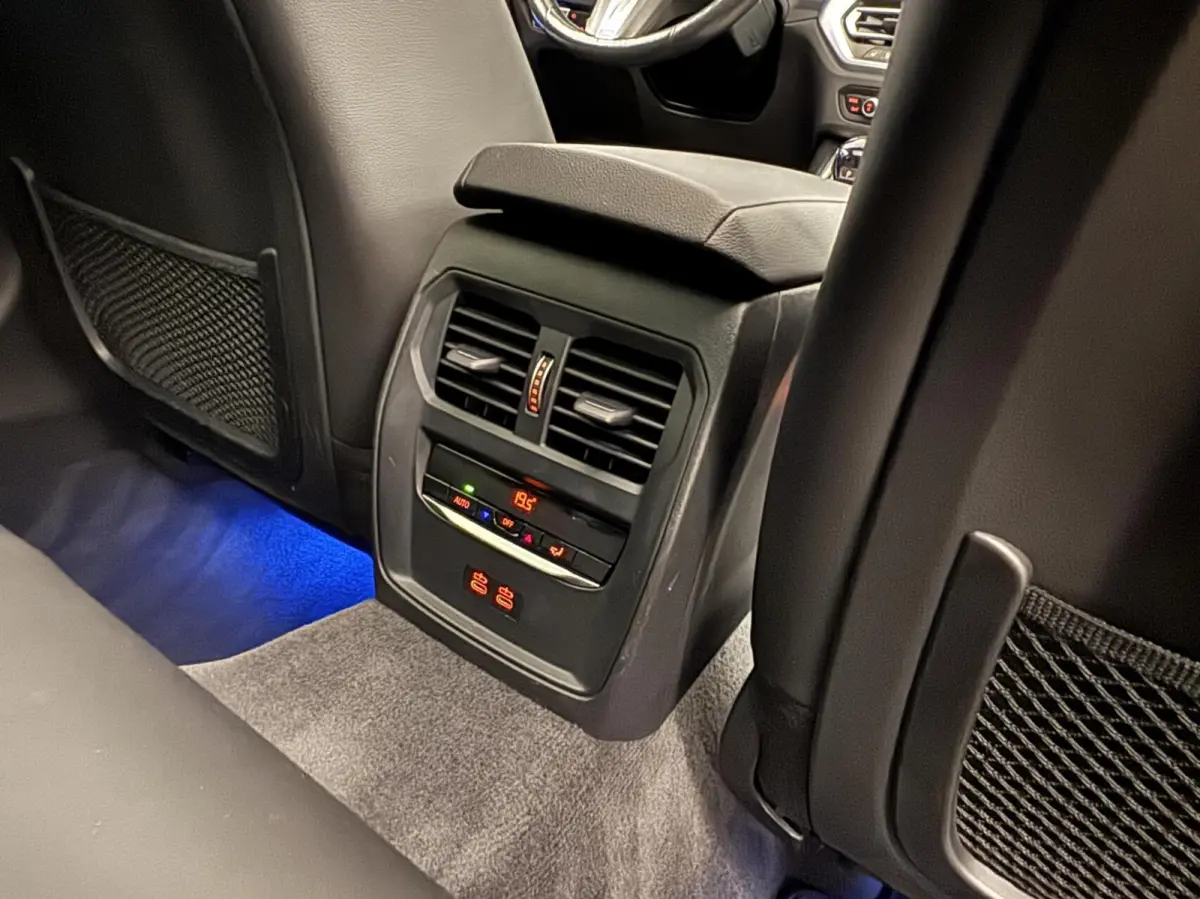 330e M Sport/ Laser/ Pano/ 360°/ Trekhaak/ HUD