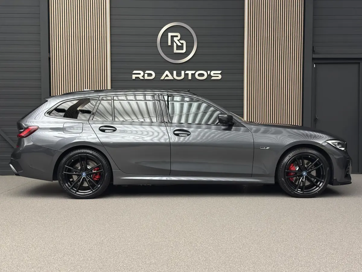 330e M Sport/ Laser/ Pano/ 360°/ Trekhaak/ HUD