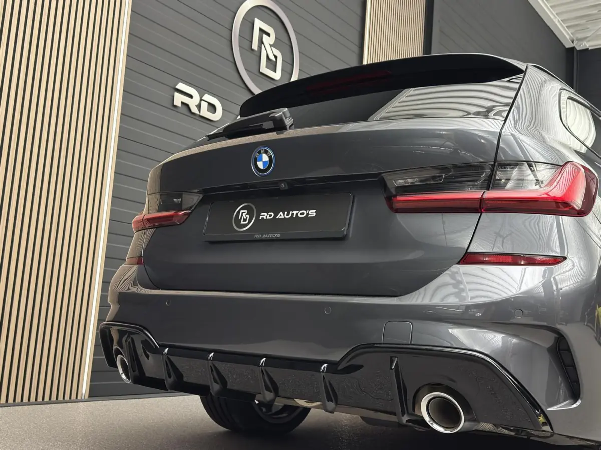 330e M Sport/ Laser/ Pano/ 360°/ Trekhaak/ HUD