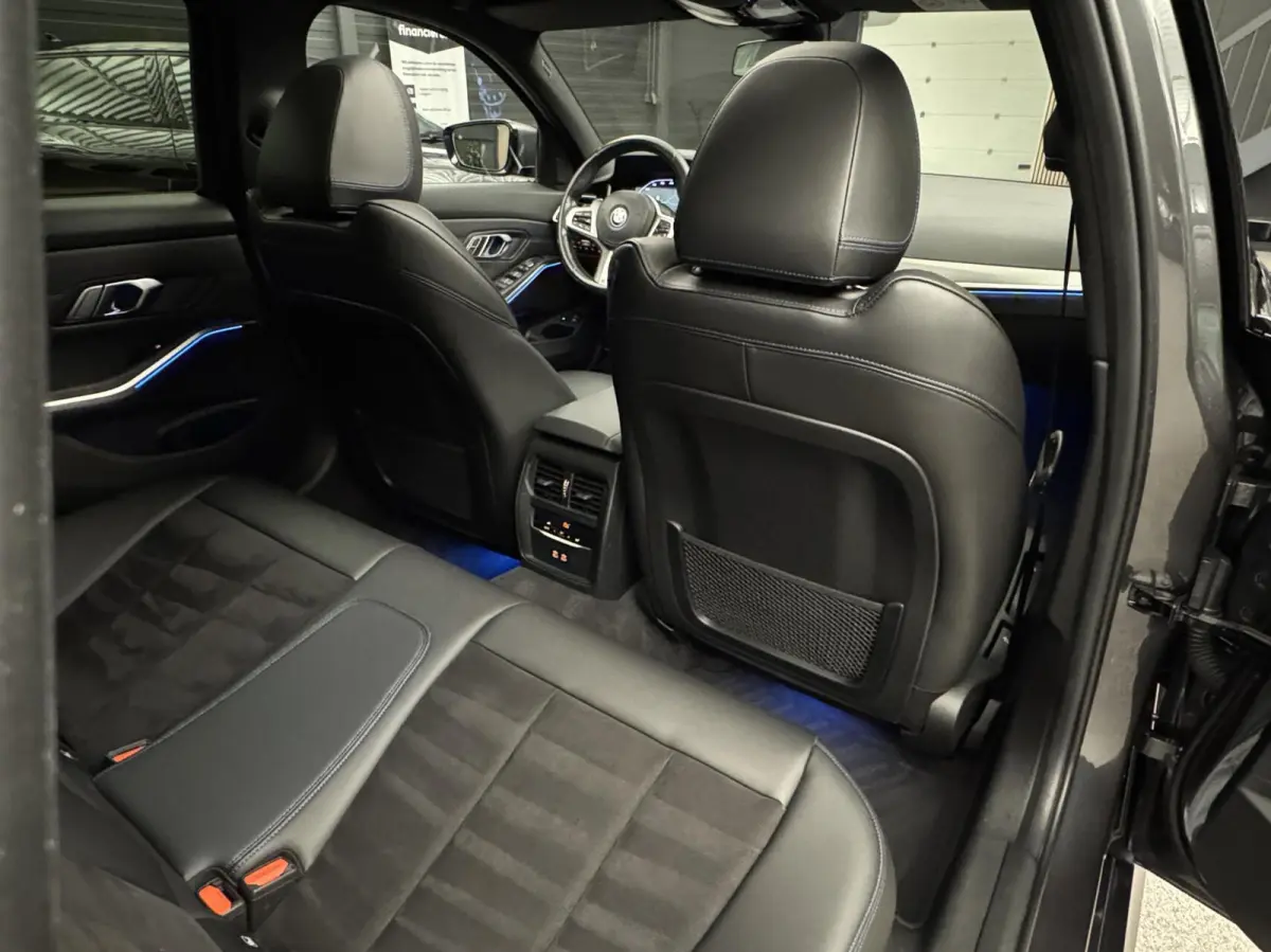 330e M Sport/ Laser/ Pano/ 360°/ Trekhaak/ HUD