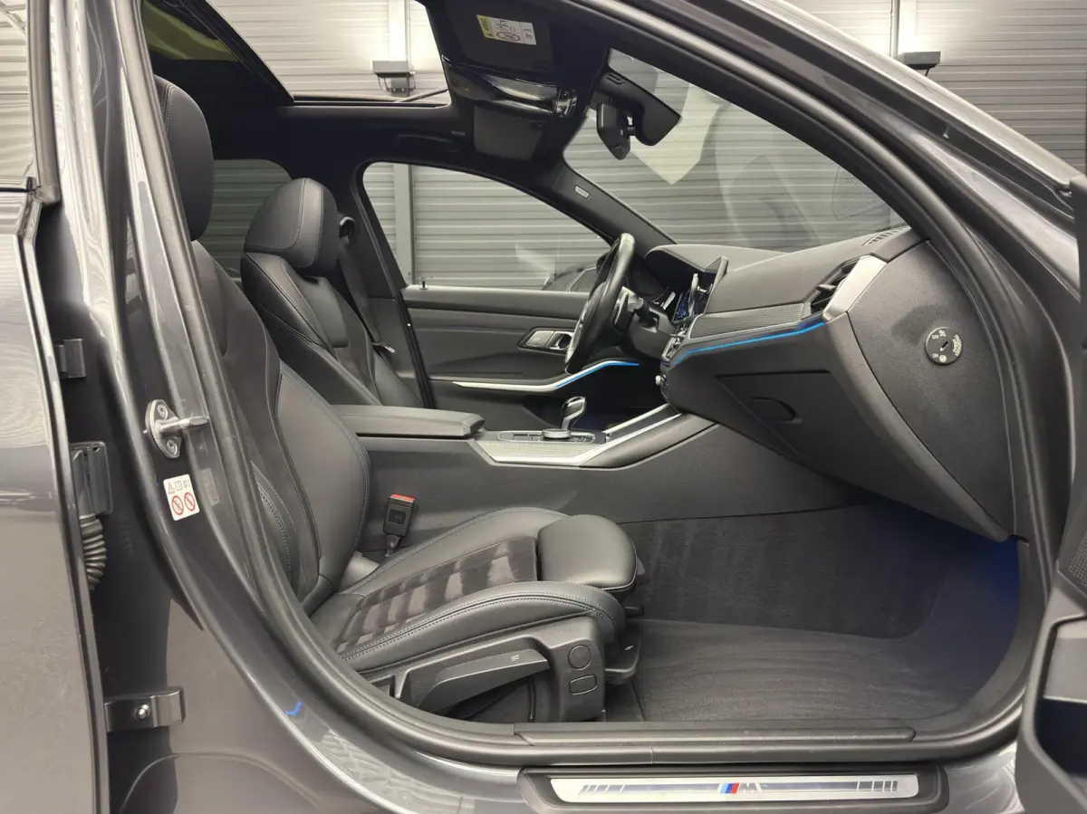 330e M Sport/ Laser/ Pano/ 360°/ Trekhaak/ HUD