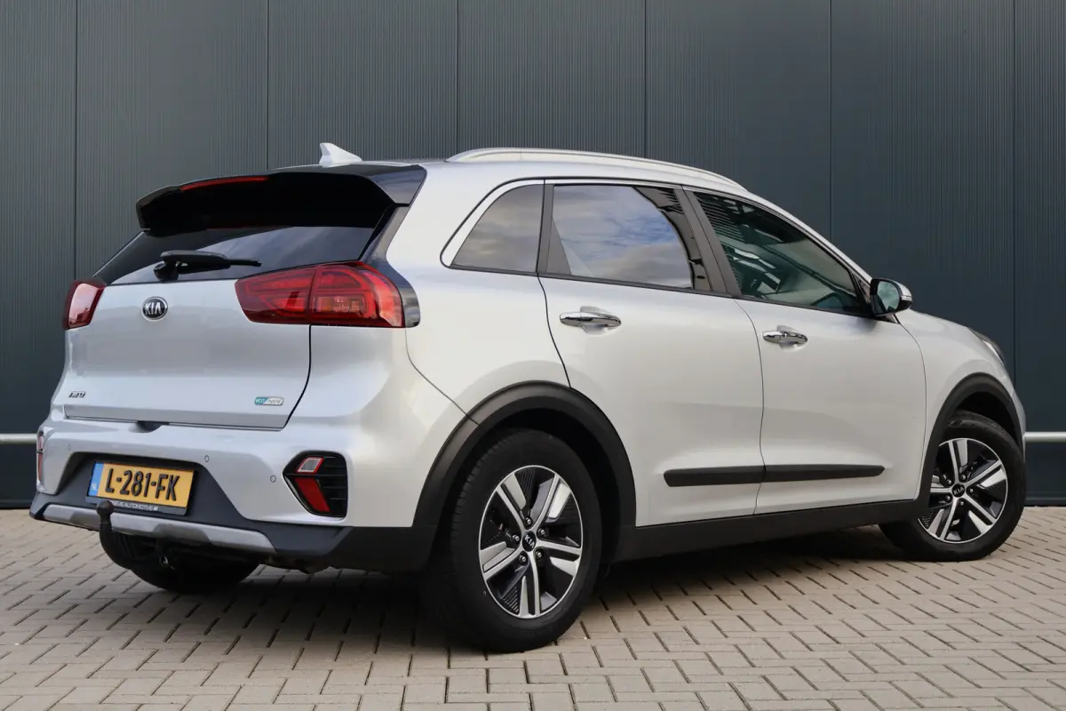 1.6 GDi Hybrid ExecutiveLine | Trekhaak | Stoelverwarming & ventilatie | Schuif- / kanteldak | Adaptieve Cruise | Camera