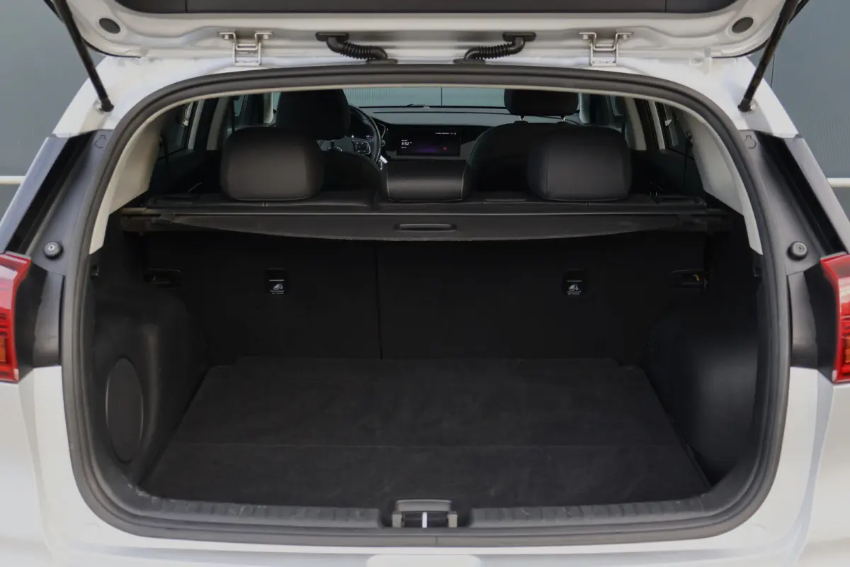 1.6 GDi Hybrid ExecutiveLine | Trekhaak | Stoelverwarming & ventilatie | Schuif- / kanteldak | Adaptieve Cruise | Camera