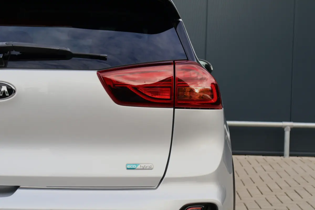 1.6 GDi Hybrid ExecutiveLine | Trekhaak | Stoelverwarming & ventilatie | Schuif- / kanteldak | Adaptieve Cruise | Camera