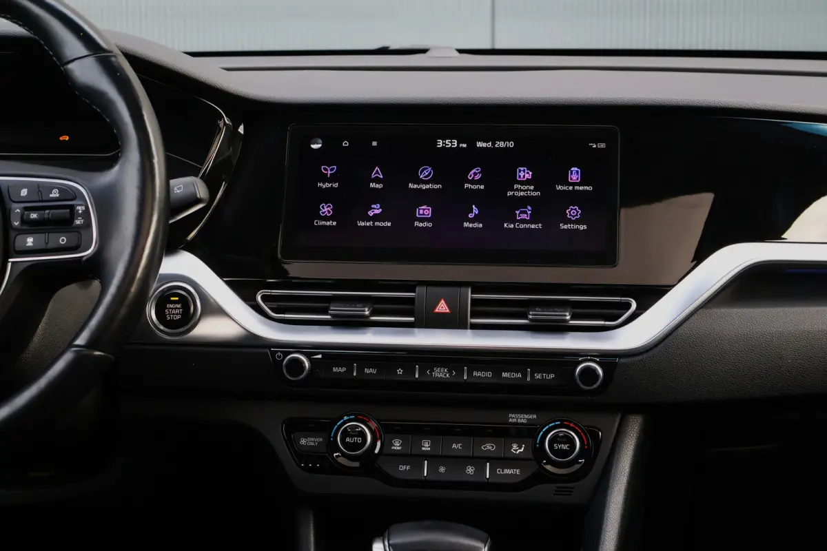 1.6 GDi Hybrid ExecutiveLine | Trekhaak | Stoelverwarming & ventilatie | Schuif- / kanteldak | Adaptieve Cruise | Camera