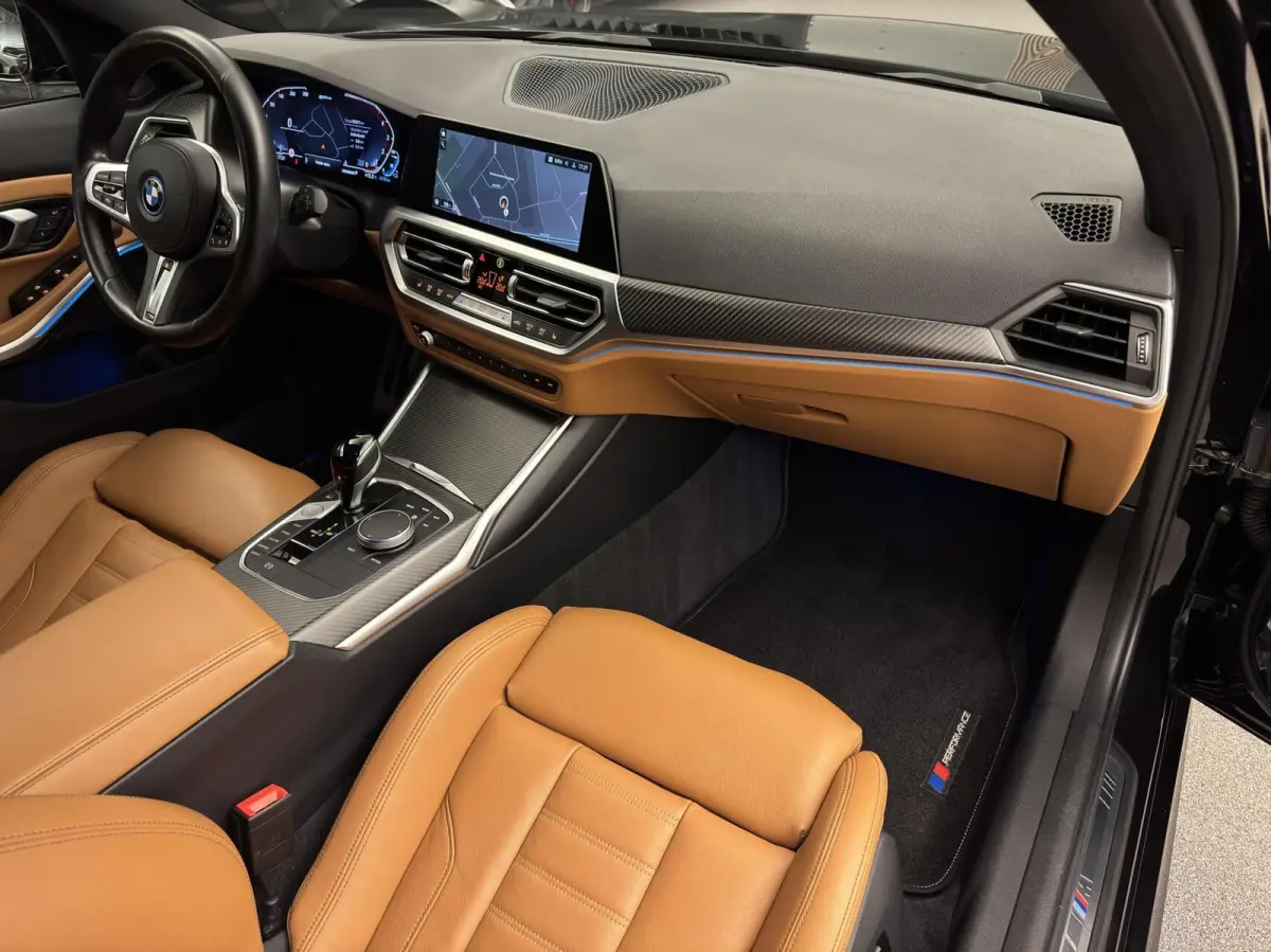 330e xDrive/ M Sport/ Laser/ Trekhaak/ M Stoelen/ H/K