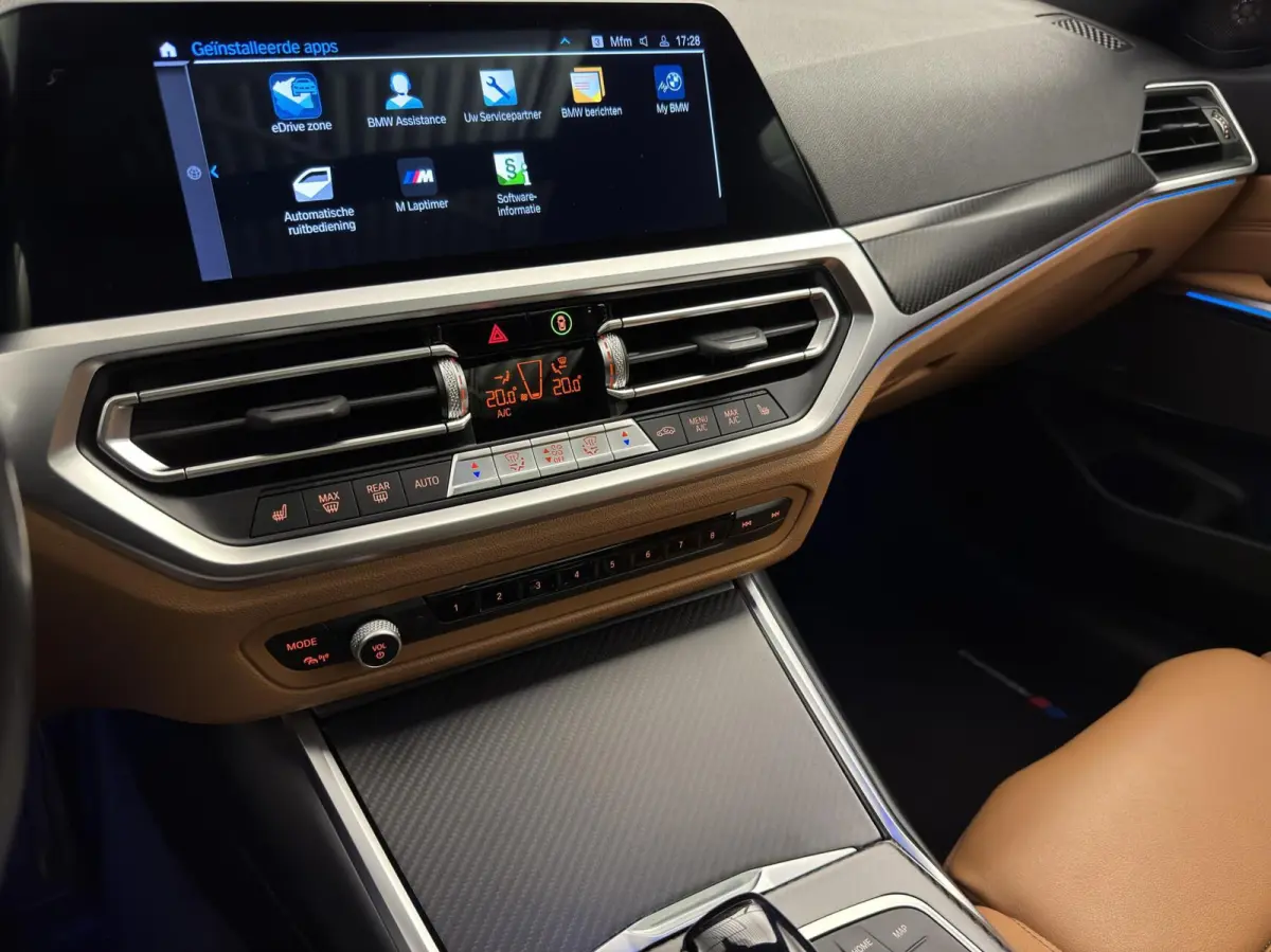330e xDrive/ M Sport/ Laser/ Trekhaak/ M Stoelen/ H/K