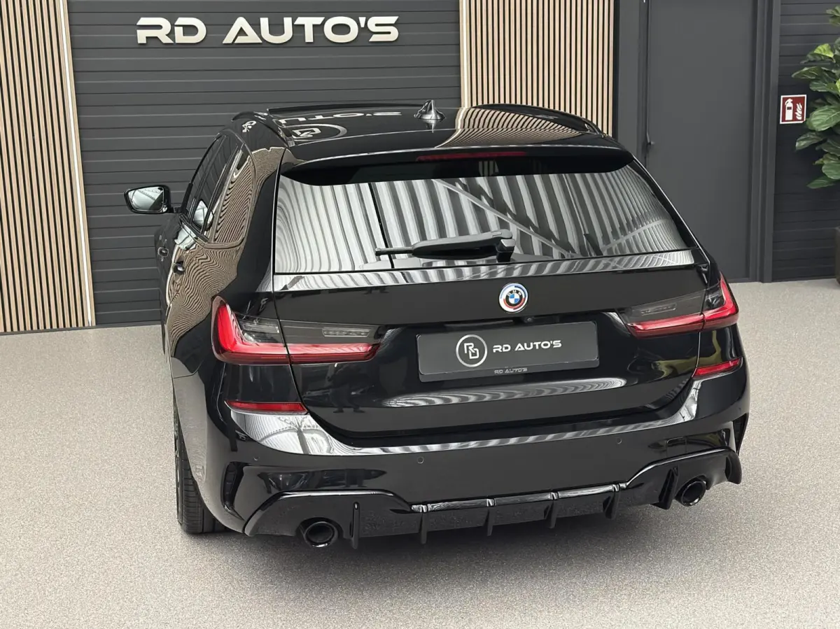 330e xDrive/ M Sport/ Laser/ Trekhaak/ M Stoelen/ H/K