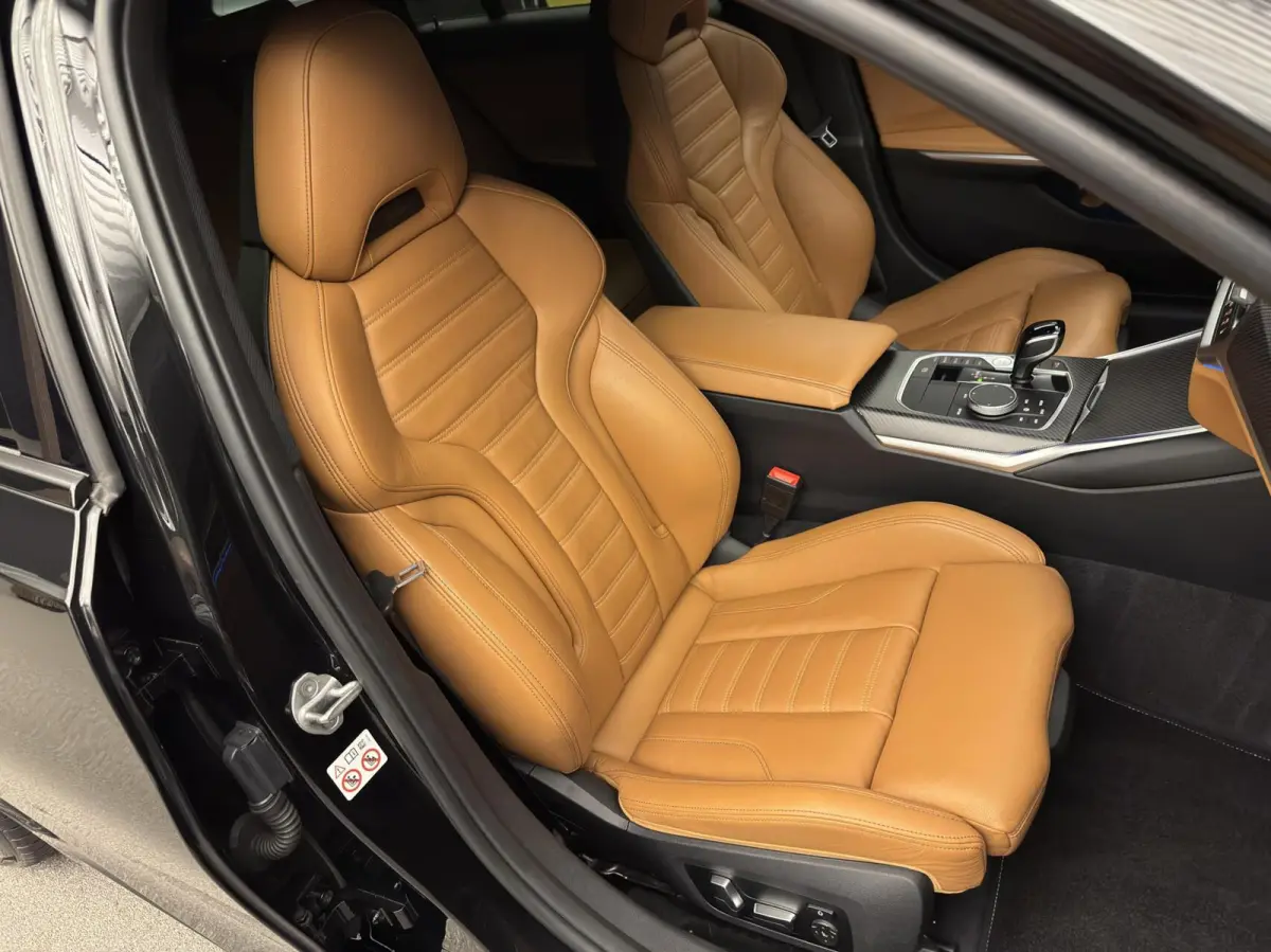 330e xDrive/ M Sport/ Laser/ Trekhaak/ M Stoelen/ H/K