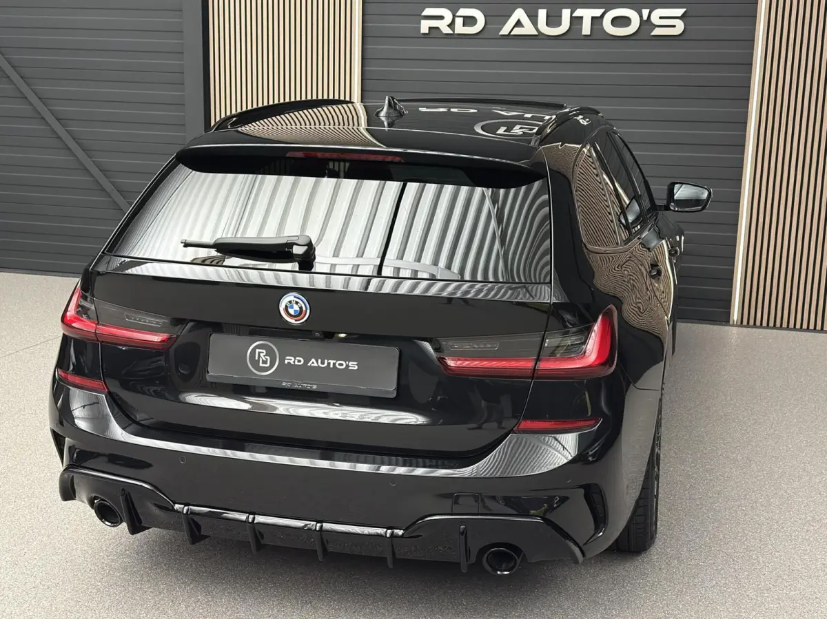 330e xDrive/ M Sport/ Laser/ Trekhaak/ M Stoelen/ H/K