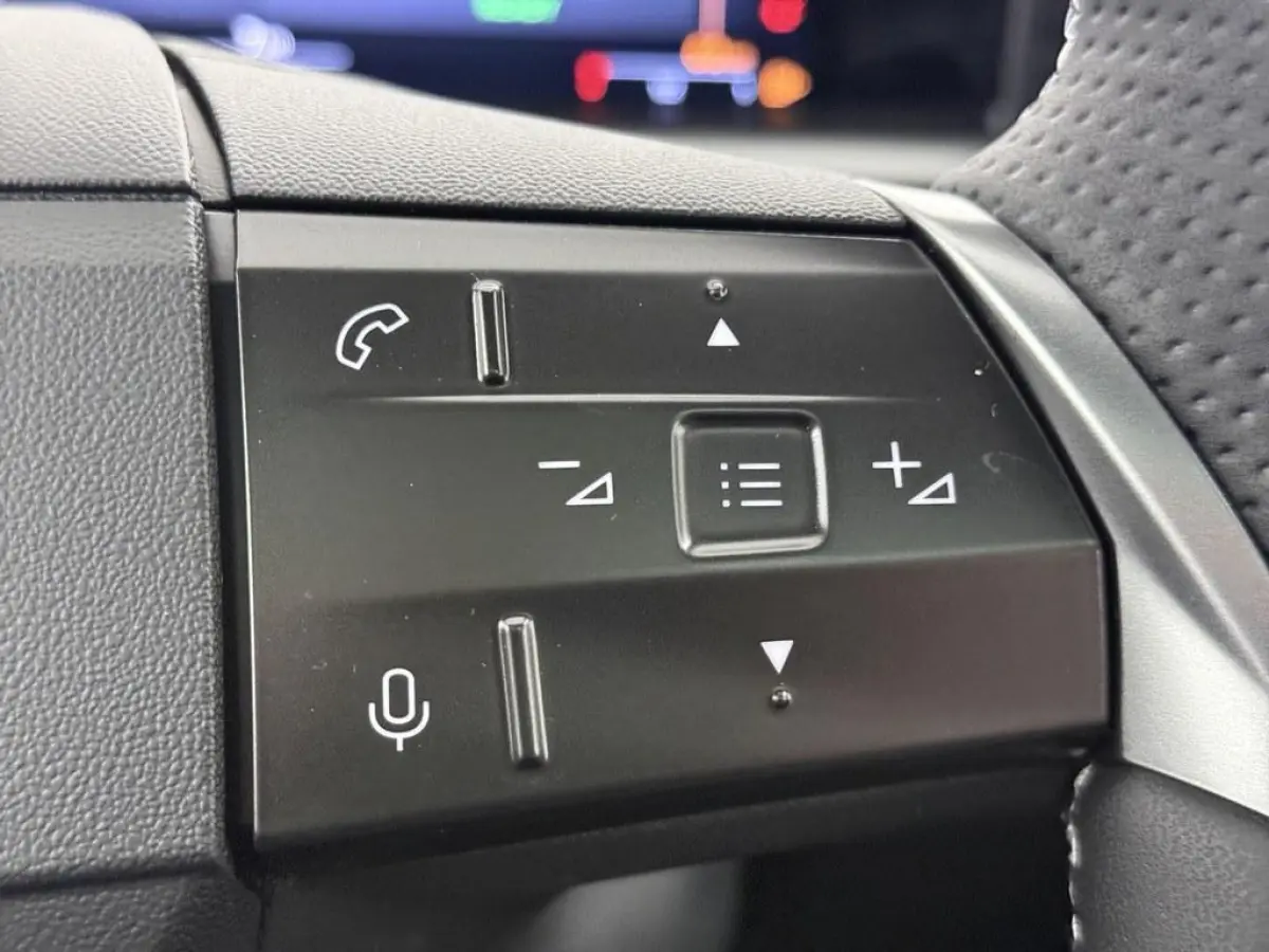 1.6 Turbo 195pk Plug-in GS ( Nieuw ) Trekhaak/Pano /Focal.Audio/360.Camera/Led.Matrix/Nav/Ad.Cruise/Winterpakket/ 8Jaar Garantie