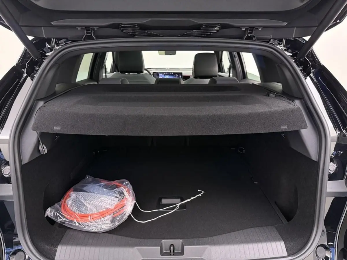 1.6 Turbo 195pk Plug-in GS ( Nieuw ) Trekhaak/Pano /Focal.Audio/360.Camera/Led.Matrix/Nav/Ad.Cruise/Winterpakket/ 8Jaar Garantie