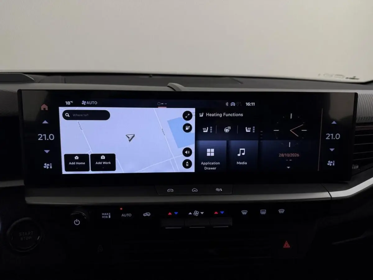 1.6 Turbo 195pk Plug-in GS ( Nieuw ) Trekhaak/Pano /Focal.Audio/360.Camera/Led.Matrix/Nav/Ad.Cruise/Winterpakket/ 8Jaar Garantie