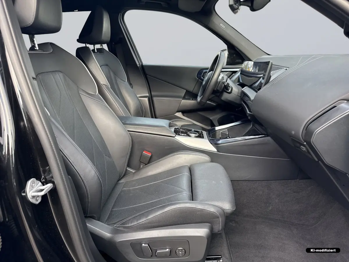 30e xDrive M-SPORT ** ADAPT. LED, LEDER, PANO, TREKH, MEMORY, DRIV. ASS+, 20-inch LMV ** Ex BMW-AG ** ** INFORMEER OOK NAAR ONZE AANTREKKELIJKE FINANCIAL-LEASE TARIEVEN **