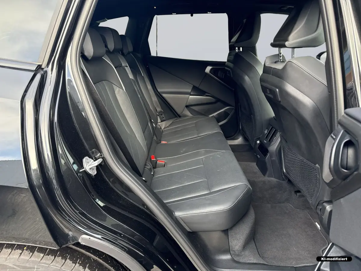 30e xDrive M-SPORT ** ADAPT. LED, LEDER, PANO, TREKH, MEMORY, DRIV. ASS+, 20-inch LMV ** Ex BMW-AG ** ** INFORMEER OOK NAAR ONZE AANTREKKELIJKE FINANCIAL-LEASE TARIEVEN **