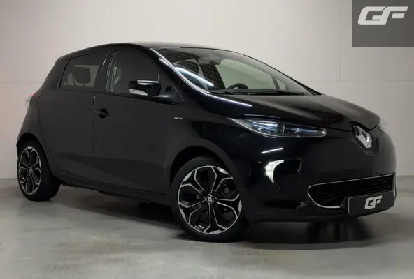 R110 Iconic 41 kWh Koopaccu Bose Camera Navi NAP