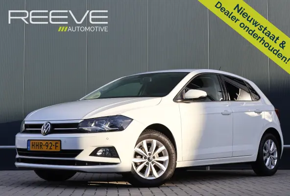 1.0 TSI | Stoelverwarming | Lichtmetaal | Apple Carplay / Android Auto | Parkeersensoren voor + achter