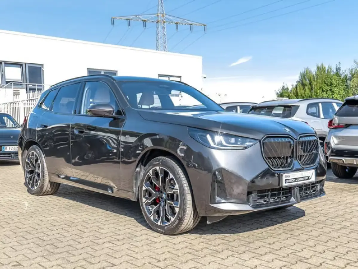 30e xDrive M-SPORT Pro ** ADAPT. LED, BEIGE LEDER, PANO, TREKH, MEMORY, DRIV. ASS+, 20-inch LMV ** Ex BMW-AG ** ** INFORMEER OOK NAAR ONZE AANTREKKELIJKE FINANCIAL-LEASE TARIEVEN **