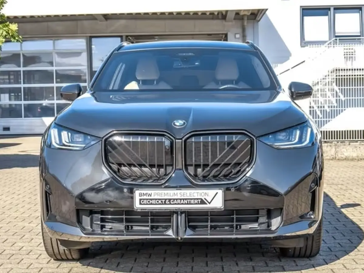 30e xDrive M-SPORT Pro ** ADAPT. LED, BEIGE LEDER, PANO, TREKH, MEMORY, DRIV. ASS+, 20-inch LMV ** Ex BMW-AG ** ** INFORMEER OOK NAAR ONZE AANTREKKELIJKE FINANCIAL-LEASE TARIEVEN **