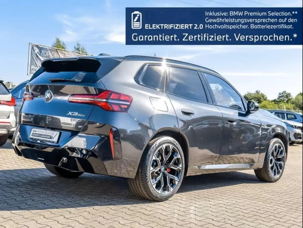30e xDrive M-SPORT Pro ** ADAPT. LED, BEIGE LEDER, PANO, TREKH, MEMORY, DRIV. ASS+, 20-inch LMV ** Ex BMW-AG ** ** INFORMEER OOK NAAR ONZE AANTREKKELIJKE FINANCIAL-LEASE TARIEVEN **