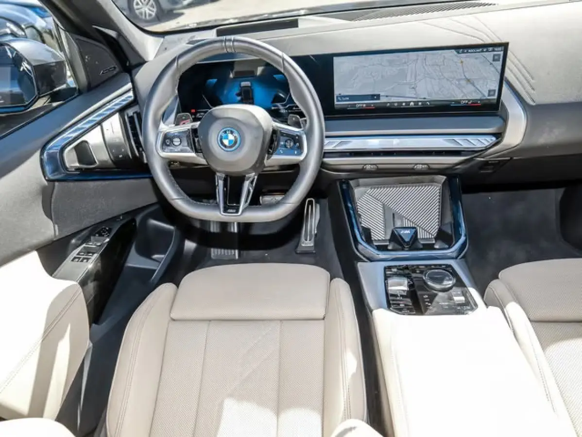 30e xDrive M-SPORT Pro ** ADAPT. LED, BEIGE LEDER, PANO, TREKH, MEMORY, DRIV. ASS+, 20-inch LMV ** Ex BMW-AG ** ** INFORMEER OOK NAAR ONZE AANTREKKELIJKE FINANCIAL-LEASE TARIEVEN **
