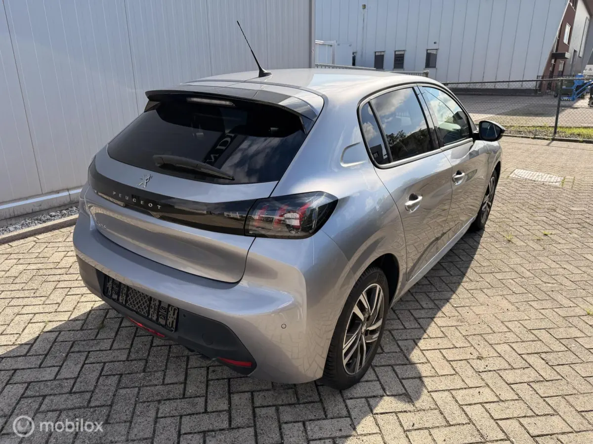 1.2 PureTech Allure LED CAMERA CARPLAY