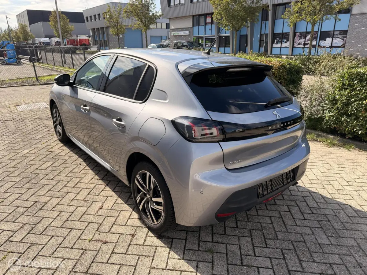 1.2 PureTech Allure LED CAMERA CARPLAY