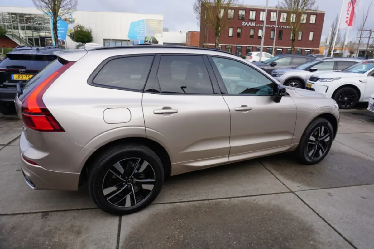 T8 Plug-In Hybrid 455pk Automaat AWD Plus Dark Panoramadak El.trekhaak