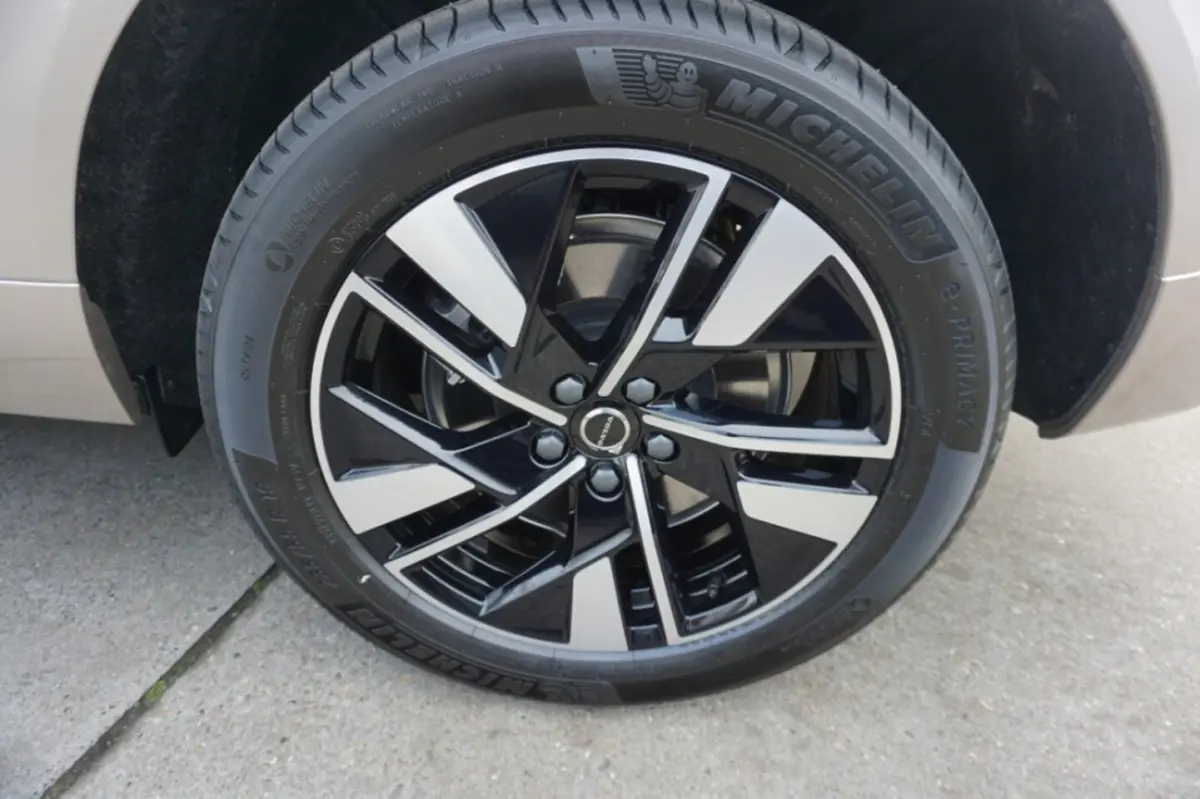T8 Plug-In Hybrid 455pk Automaat AWD Plus Dark Panoramadak El.trekhaak