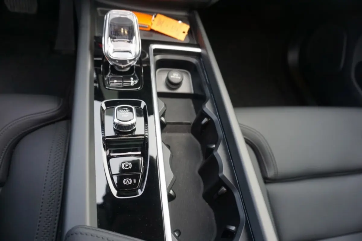 T8 Plug-In Hybrid 455pk Automaat AWD Plus Dark Panoramadak El.trekhaak