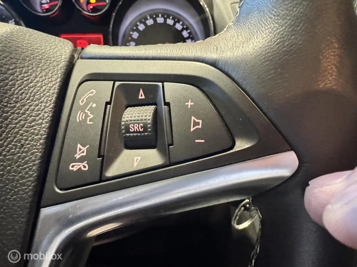 1.4 T Cosmo AUTOMAAT 67.000KM NIEUWSTAAT APK 8/27