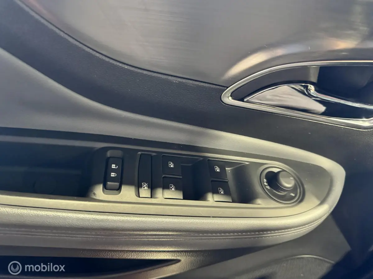 1.4 T Cosmo AUTOMAAT 67.000KM NIEUWSTAAT APK 8/27