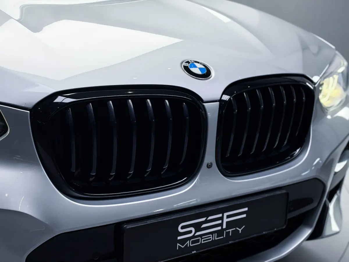 xDrive20i High Executive M-Sport Pano | 360 | Headup | Keyless | 20" | LED